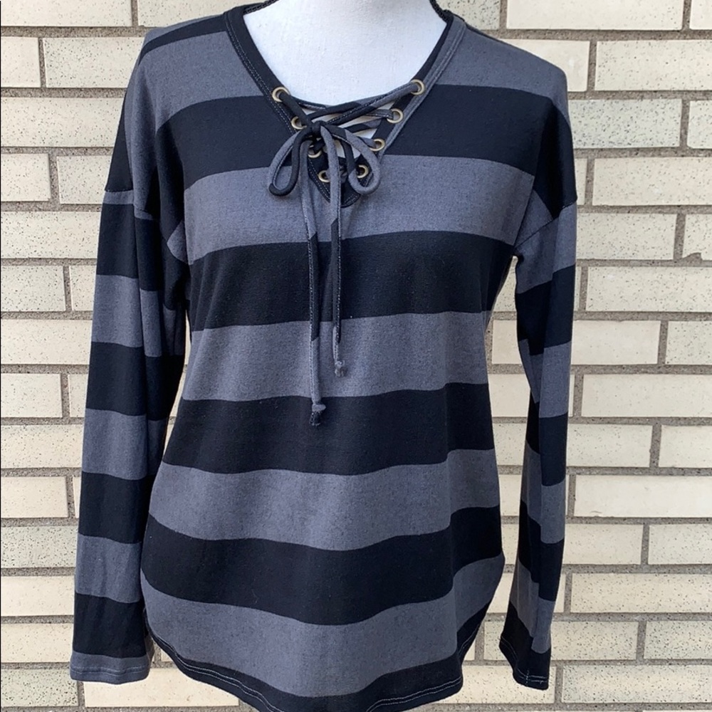 ❌DONATED❌Charcoal Gray Black Stripe Lace Up V-neck Top - Picture 3 of 9